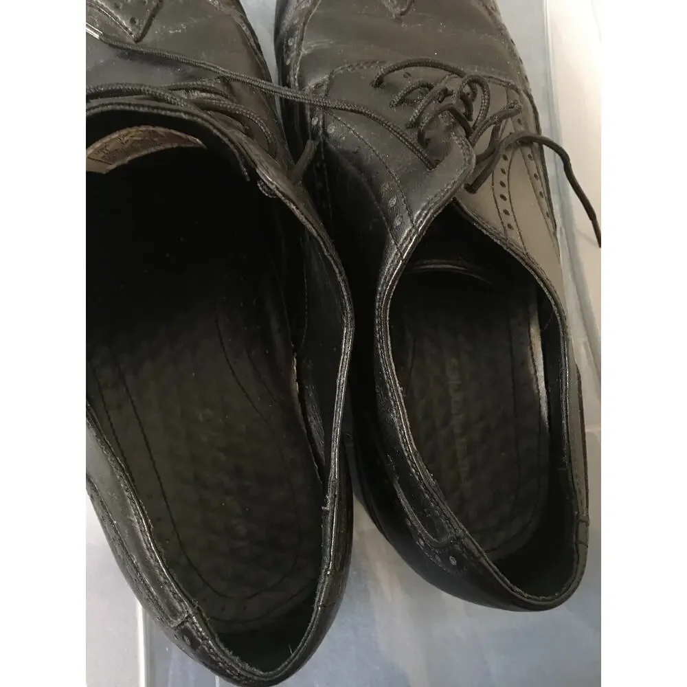 Size 11 Hush Puppies, Black Wingtip Oxfords, Leather Upper and Lining,